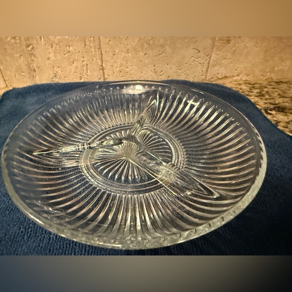 KIG Indonesia clear glass dinner plate or appetizer starburst pattern. Vintage